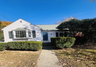 181 Purchase Street, Milford, Massachusetts 01757, 4 Bedrooms Bedrooms, 8 Rooms Rooms,2 BathroomsBathrooms,Residential Lease,For Rent,Purchase Street,73306036