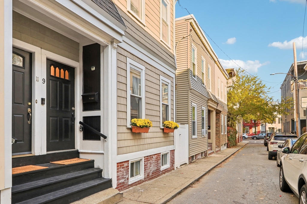 9 Linley Terrace, Boston, Massachusetts 02127