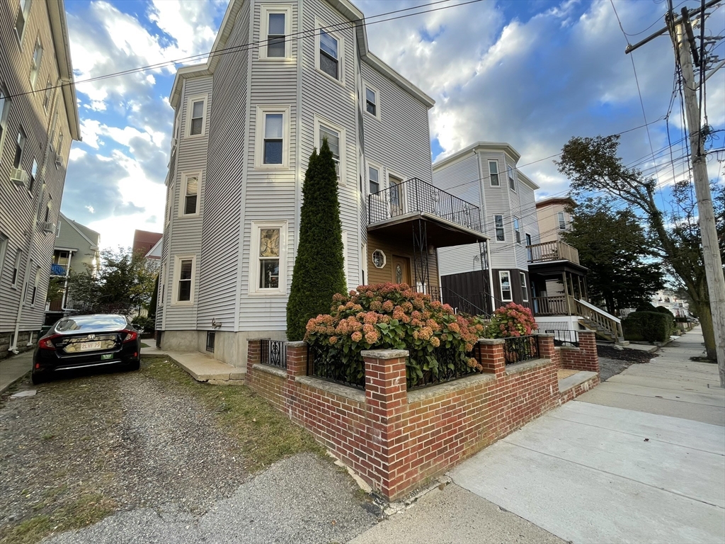 633 Boston Ave, Medford, Massachusetts 02155