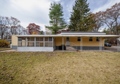 8 Conastoga Trail, Brookfield, Massachusetts 01506, 3 Bedrooms Bedrooms, 6 Rooms Rooms,1 BathroomBathrooms,Residential,For Sale,Conastoga Trail,73308125