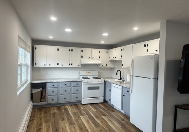 39 Farrwood Ave, North Andover, Massachusetts 01845, 2 Bedrooms Bedrooms, 4 Rooms Rooms,1 BathroomBathrooms,Residential Lease,For Rent,Farrwood Ave,73308255