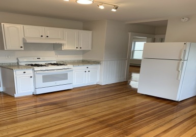 8 Glendale St, Salem, Massachusetts 01970, 3 Bedrooms Bedrooms, 5 Rooms Rooms,1 BathroomBathrooms,Residential Lease,For Rent,Glendale St,73308497