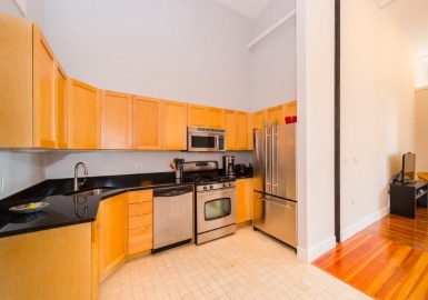 70 Exchange, Lynn, Massachusetts 01901, 2 Bedrooms Bedrooms, 5 Rooms Rooms,1 BathroomBathrooms,Residential Lease,For Rent,Exchange,73308500