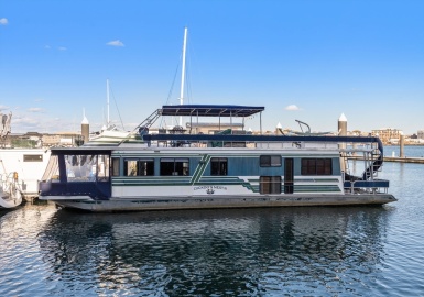 1 Pier 8 13th St, Boston, Massachusetts 02129, 2 Bedrooms Bedrooms, 4 Rooms Rooms,1.5 BathroomsBathrooms,Residential,For Sale,Pier 8 13th St,73309534
