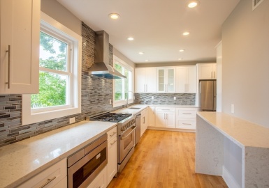 56 Greenwood Ave, Swampscott, Massachusetts 01907, 5 Bedrooms Bedrooms, 9 Rooms Rooms,2 BathroomsBathrooms,Residential Lease,For Rent,Greenwood Ave,73309577