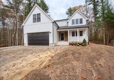 48 Dean Street, Norton, Massachusetts 02766, 4 Bedrooms Bedrooms, 8 Rooms Rooms,2.5 BathroomsBathrooms,Residential,For Sale,Dean Street,73309596