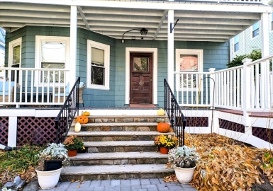 103 Belmont Street, Somerville, Massachusetts 02143, 2 Bedrooms Bedrooms, 6 Rooms Rooms,1 BathroomBathrooms,Residential Lease,For Rent,Belmont Street,73309728