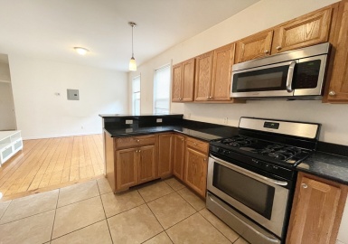 52 Delle Ave, Boston, Massachusetts 02120, 4 Bedrooms Bedrooms, 6 Rooms Rooms,1 BathroomBathrooms,Residential Lease,For Rent,Delle Ave,72772924