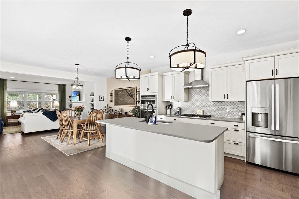 6 Tinker's Bluff, Plymouth, Massachusetts 02360