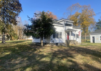 7 Massasoit St, Medway, Massachusetts 02053, 3 Bedrooms Bedrooms, 7 Rooms Rooms,1 BathroomBathrooms,Residential,For Sale,Massasoit St,73312267