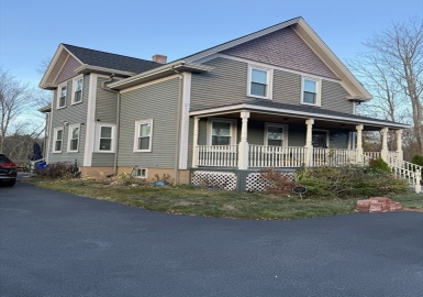 686 Pleasant St, Attleboro, Massachusetts 02703, 3 Bedrooms Bedrooms, 5 Rooms Rooms,1.5 BathroomsBathrooms,Residential,For Sale,Pleasant St,73313252