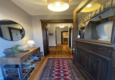 211 Roslindale Ave, Boston, Massachusetts 02131, 1 Bedroom Bedrooms, 4 Rooms Rooms,1 BathroomBathrooms,Residential Lease,For Rent,Roslindale Ave,73313310