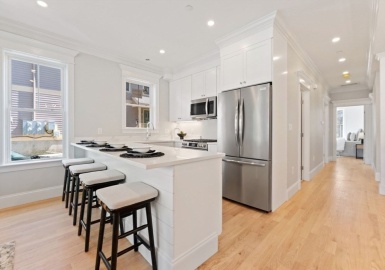 109 Ellington Street, Boston, Massachusetts 02121, 4 Bedrooms Bedrooms, 10 Rooms Rooms,3 BathroomsBathrooms,Residential Lease,For Rent,Ellington Street,73313320