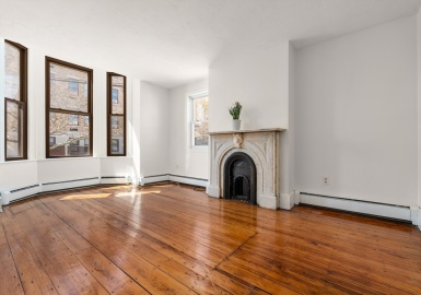 9 Thomas Park, Boston, Massachusetts 02127, 1 Bedroom Bedrooms, 3 Rooms Rooms,1 BathroomBathrooms,Residential Lease,For Rent,Thomas Park,73313361