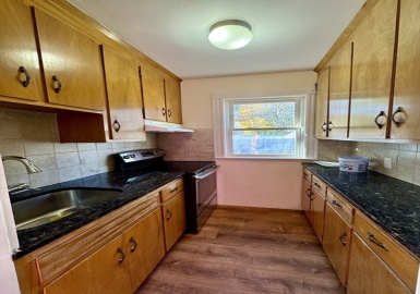 91 Newton St, Waltham, Massachusetts 02453, 3 Bedrooms Bedrooms, 6 Rooms Rooms,1.5 BathroomsBathrooms,Residential Lease,For Rent,Newton St,73313342