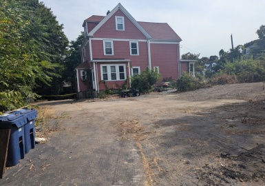 50 Thatcher St, Boston, Massachusetts 02136, 6 Bedrooms Bedrooms, 12 Rooms Rooms,2 BathroomsBathrooms,Residential Income,For Sale,Thatcher St,73313356