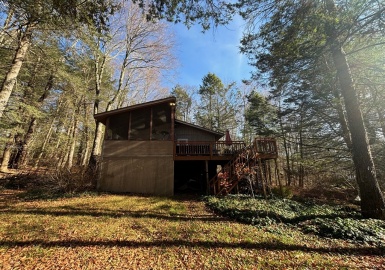 69 Woodchuck Hollow Rd, Tolland, Massachusetts 01034, 3 Bedrooms Bedrooms, 6 Rooms Rooms,2 BathroomsBathrooms,Residential,For Sale,Woodchuck Hollow Rd,73313370