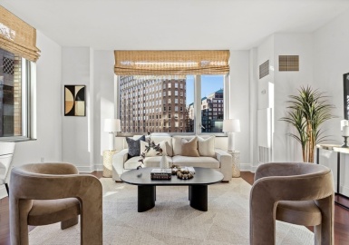 1 Charles Street S, Boston, Massachusetts 02116, 1 Bedroom Bedrooms, 3 Rooms Rooms,1.5 BathroomsBathrooms,Residential,For Sale,One Charles Condominiums,Charles Street S,73314129