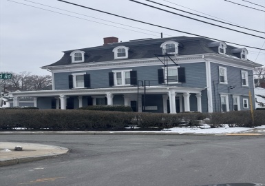 14 Church Ave, Woburn, Massachusetts 01801, 5 Bedrooms Bedrooms, 12 Rooms Rooms,4 BathroomsBathrooms,Residential Income,For Sale,Church Ave,73318142