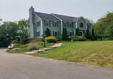 707 Stafford St, Leicester, Massachusetts 01542, 4 Bedrooms Bedrooms, 8 Rooms Rooms,2.5 BathroomsBathrooms,Residential,For Sale,Stafford St,73319141