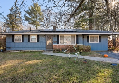 285 Hovendon Avenue, Brockton, Massachusetts 02302, 3 Bedrooms Bedrooms, 6 Rooms Rooms,1 BathroomBathrooms,Residential,For Sale,Hovendon Avenue,73318942