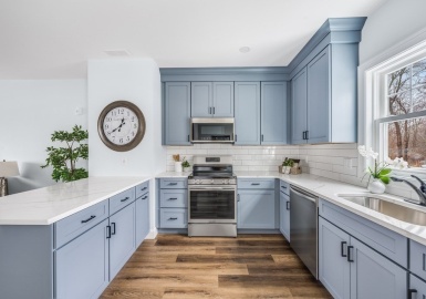 451 Essex St, Beverly, Massachusetts 01915, 3 Bedrooms Bedrooms, 6 Rooms Rooms,3.5 BathroomsBathrooms,Residential Lease,For Rent,Essex St,73319472