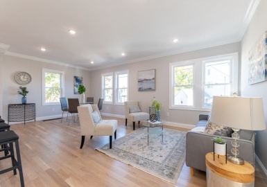 242-244 Main St, Winthrop, Massachusetts 02152, 2 Bedrooms Bedrooms, 5 Rooms Rooms,2 BathroomsBathrooms,Residential,For Sale,Main St,73324488