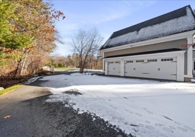 987 Lowell Road, Concord, Massachusetts 01742, 5 Bedrooms Bedrooms, 14 Rooms Rooms,6.5 BathroomsBathrooms,Residential,For Sale,Lowell Road,73324473