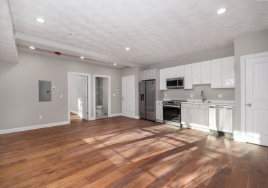 119-121 Addison St, Boston, Massachusetts 02128, 1 Bedroom Bedrooms, 3 Rooms Rooms,1 BathroomBathrooms,Residential Lease,For Rent,Addison St,73324569