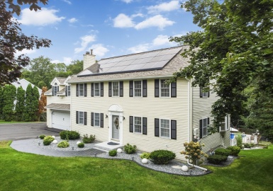 11 Bowdoin Dr, Haverhill, Massachusetts 01830, 4 Bedrooms Bedrooms, 7 Rooms Rooms,2.5 BathroomsBathrooms,Residential,For Sale,Bowdoin Dr,73324605