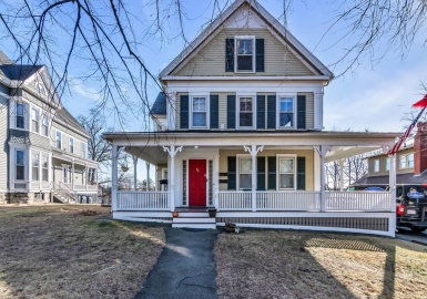 13 Pleasant St, Methuen, Massachusetts 01844, 3 Bedrooms Bedrooms, 5 Rooms Rooms,1 BathroomBathrooms,Residential Lease,For Rent,Pleasant St,73324670