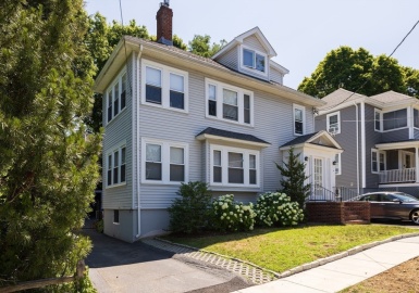 69-71 Carleton Road, Belmont, Massachusetts 02478, 3 Bedrooms Bedrooms, 7 Rooms Rooms,2 BathroomsBathrooms,Residential Lease,For Rent,Carleton Road,73324679