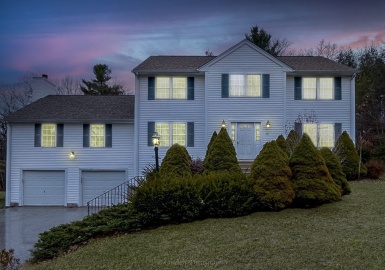 19 Milford, Grafton, Massachusetts 01560, 4 Bedrooms Bedrooms, 8 Rooms Rooms,2.5 BathroomsBathrooms,Residential,For Sale,Milford,73330175