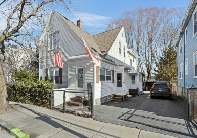 125 Buttonwood St, Boston, Massachusetts 02125, 4 Bedrooms Bedrooms, 12 Rooms Rooms,3 BathroomsBathrooms,Residential Income,For Sale,Buttonwood St,73330268