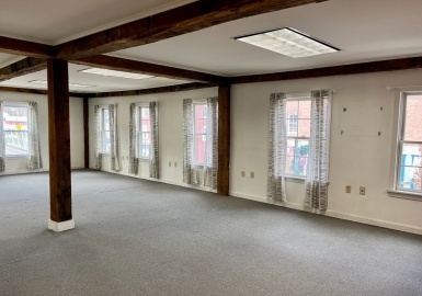 31 Bridge St, Shelburne, Massachusetts 01370, ,Commercial Lease,For Rent,Bridge St,73330835