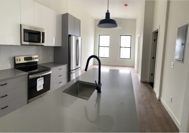 217-221 Essex Street, Salem, Massachusetts 01970, 1 Bedroom Bedrooms, 2 Rooms Rooms,1 BathroomBathrooms,Residential Lease,For Rent,Essex Street,73331217