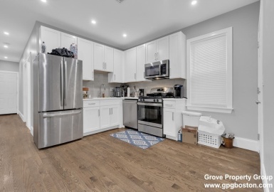 68 Harvest St, Boston, Massachusetts 02125, 4 Bedrooms Bedrooms, 5 Rooms Rooms,2 BathroomsBathrooms,Residential Lease,For Rent,Harvest St,73333990
