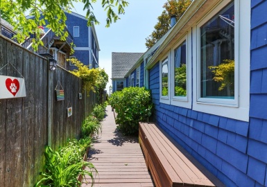 342 Commercial St, Provincetown, Massachusetts 02657, 3 Bedrooms Bedrooms, 5 Rooms Rooms,3 BathroomsBathrooms,Residential,For Sale,Commercial St,73333886
