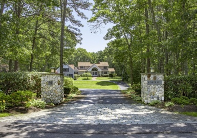 98 Bunker Hill Rd, Barnstable, Massachusetts 02655, 5 Bedrooms Bedrooms, 10 Rooms Rooms,4.5 BathroomsBathrooms,Residential,For Sale,Bunker Hill Rd,73334228