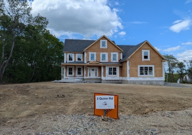2 Quinn Road, Marlborough, Massachusetts 01752, 4 Bedrooms Bedrooms, 10 Rooms Rooms,3.5 BathroomsBathrooms,Residential,For Sale,Quinn Road,73334252