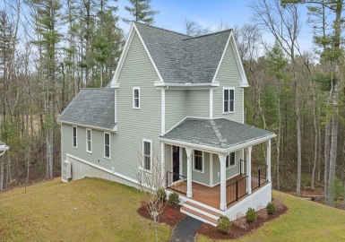 15 Kay's Walk, Carlisle, Massachusetts 01741, 3 Bedrooms Bedrooms, 8 Rooms Rooms,2.5 BathroomsBathrooms,Residential,For Sale,Kay's Walk,73334597