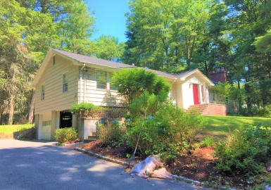 53 Deerhaven, Lincoln, Massachusetts 01773, 4 Bedrooms Bedrooms, 9 Rooms Rooms,3 BathroomsBathrooms,Residential Lease,For Rent,Deerhaven,73335089