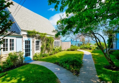 593 Commercial Street, Provincetown, Massachusetts 02657, 3 Bedrooms Bedrooms, 4 Rooms Rooms,2.5 BathroomsBathrooms,Residential,For Sale,Commercial Street,73335623