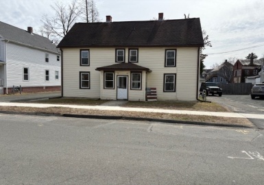50-52 Orange Street, Westfield, Massachusetts 01085, 4 Bedrooms Bedrooms, 8 Rooms Rooms,2.5 BathroomsBathrooms,Residential Income,For Sale,Orange Street,73337497