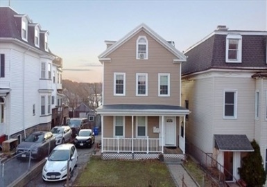 21 Alpine, Boston, Massachusetts 02119, 4 Bedrooms Bedrooms, 6 Rooms Rooms,2 BathroomsBathrooms,Residential,For Sale,Alpine,73341393