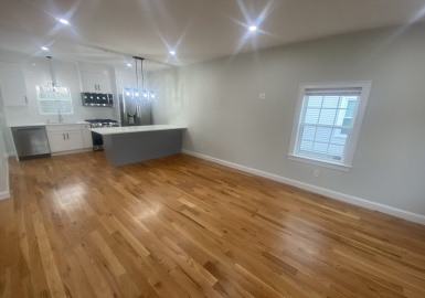 226 River St, Waltham, Massachusetts 02453, 3 Bedrooms Bedrooms, 7 Rooms Rooms,2.5 BathroomsBathrooms,Residential Lease,For Rent,River St,73341645
