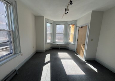 1073-1075 Washington St, Newton, Massachusetts 02465, ,Commercial Lease,For Rent,Washington St,73342393