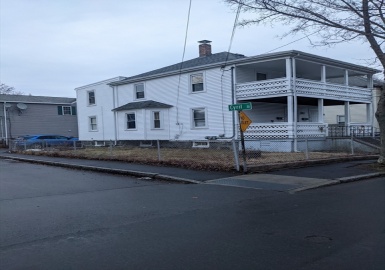 158 Main Street, Quincy, Massachusetts 02169, 3 Bedrooms Bedrooms, 6 Rooms Rooms,1 BathroomBathrooms,Residential Lease,For Rent,Main Street,73342475