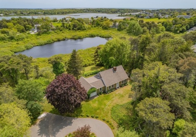 9 Bettys Path, Chatham, Massachusetts 02633, 3 Bedrooms Bedrooms, 5 Rooms Rooms,2 BathroomsBathrooms,Residential,For Sale,Bettys Path,73343189