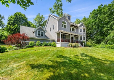 8 Cogswell Street, Ipswich, Massachusetts 01938, 4 Bedrooms Bedrooms, 11 Rooms Rooms,3.5 BathroomsBathrooms,Residential,For Sale,Cogswell Street,73343238